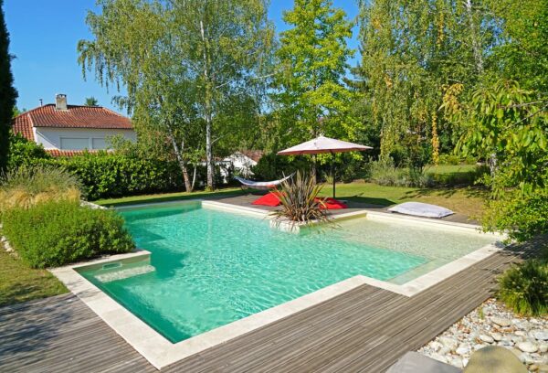 Piscine familiale à 10mn de Lyon