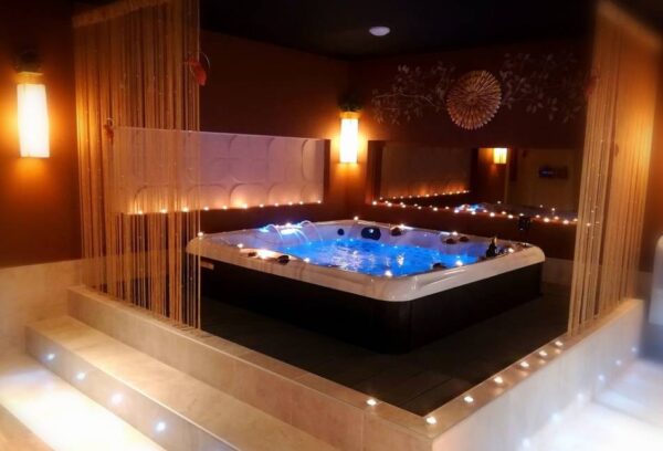 Jacuzzi et hammam luxueux près de Paris